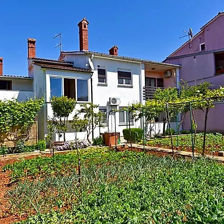 1230 Apartman