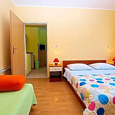 1230 Hotel 4*